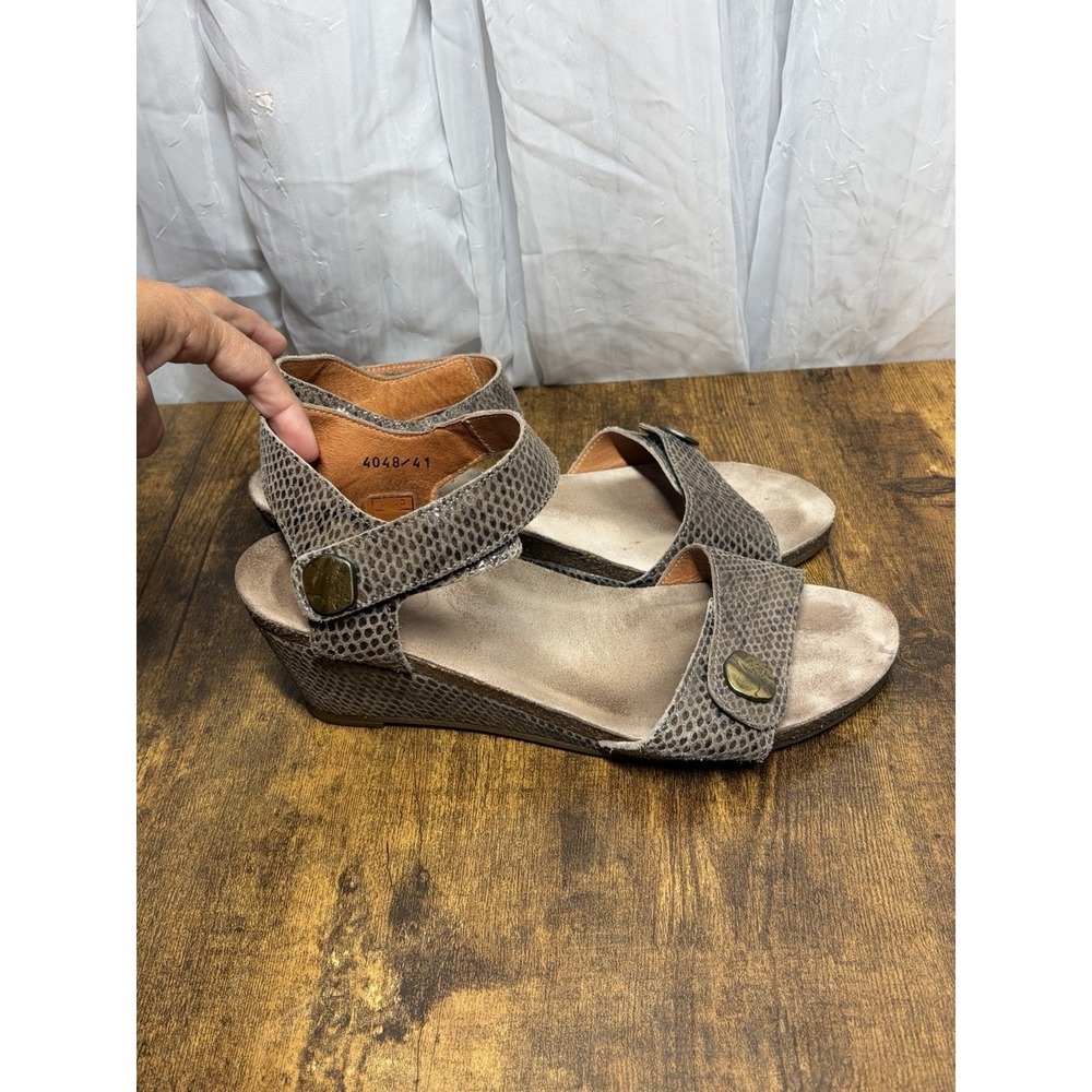 Taos Sandals Carousel Wedge Ankle Strap Snake‎ Print Leather Women's 41 US 10